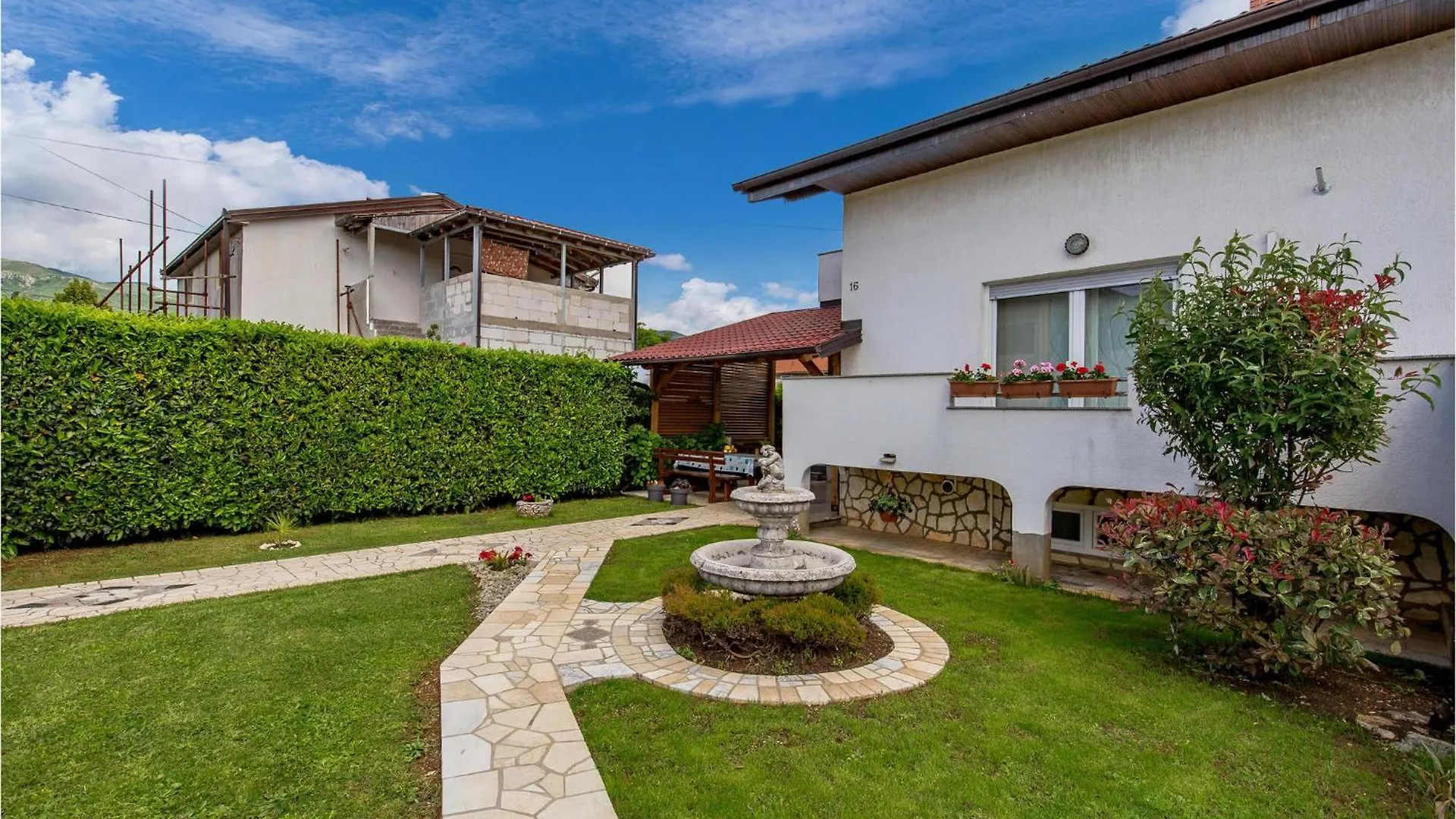 2 Bedroom Gorgeous Apartment In Drazice Croazia